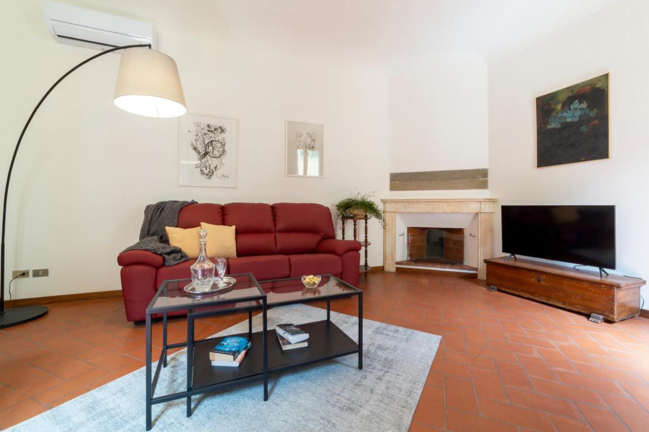 110 Sqm Apartment 6 Sleeps In Santa Croce Florencja Zewnętrze zdjęcie