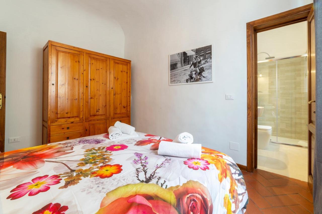 110 Sqm Apartment 6 Sleeps In Santa Croce Florencja Zewnętrze zdjęcie