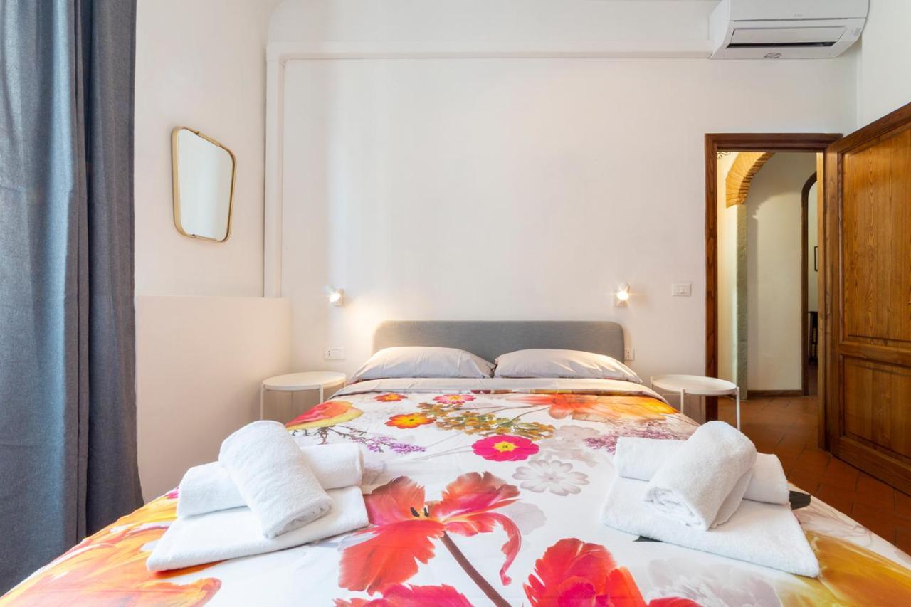 110 Sqm Apartment 6 Sleeps In Santa Croce Florencja Zewnętrze zdjęcie